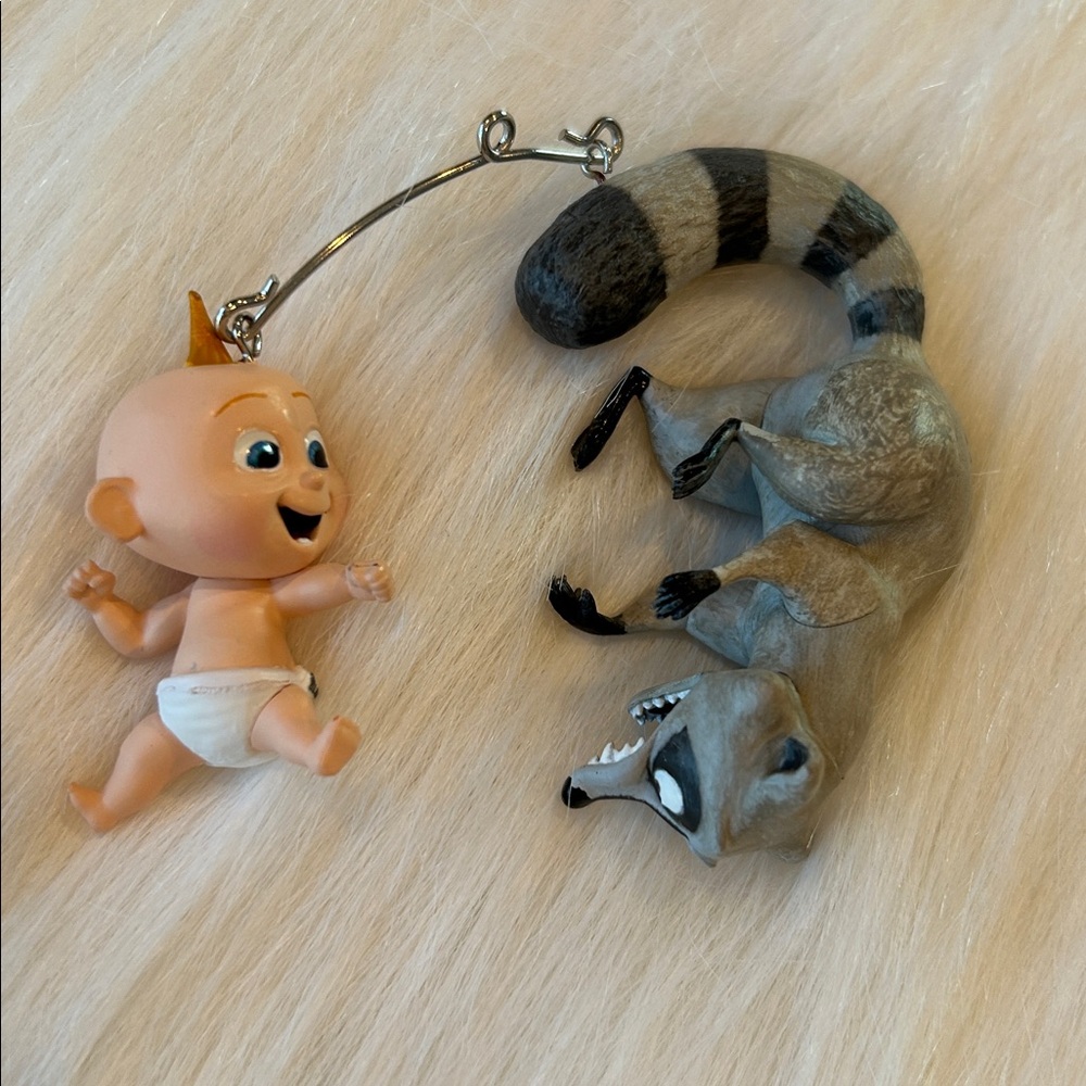 NWT 2020 Hallmark Keepsake “Jack-Jack vs. Raccoon” Christmas Ornament, QXD6494 - Picture 1 of 5